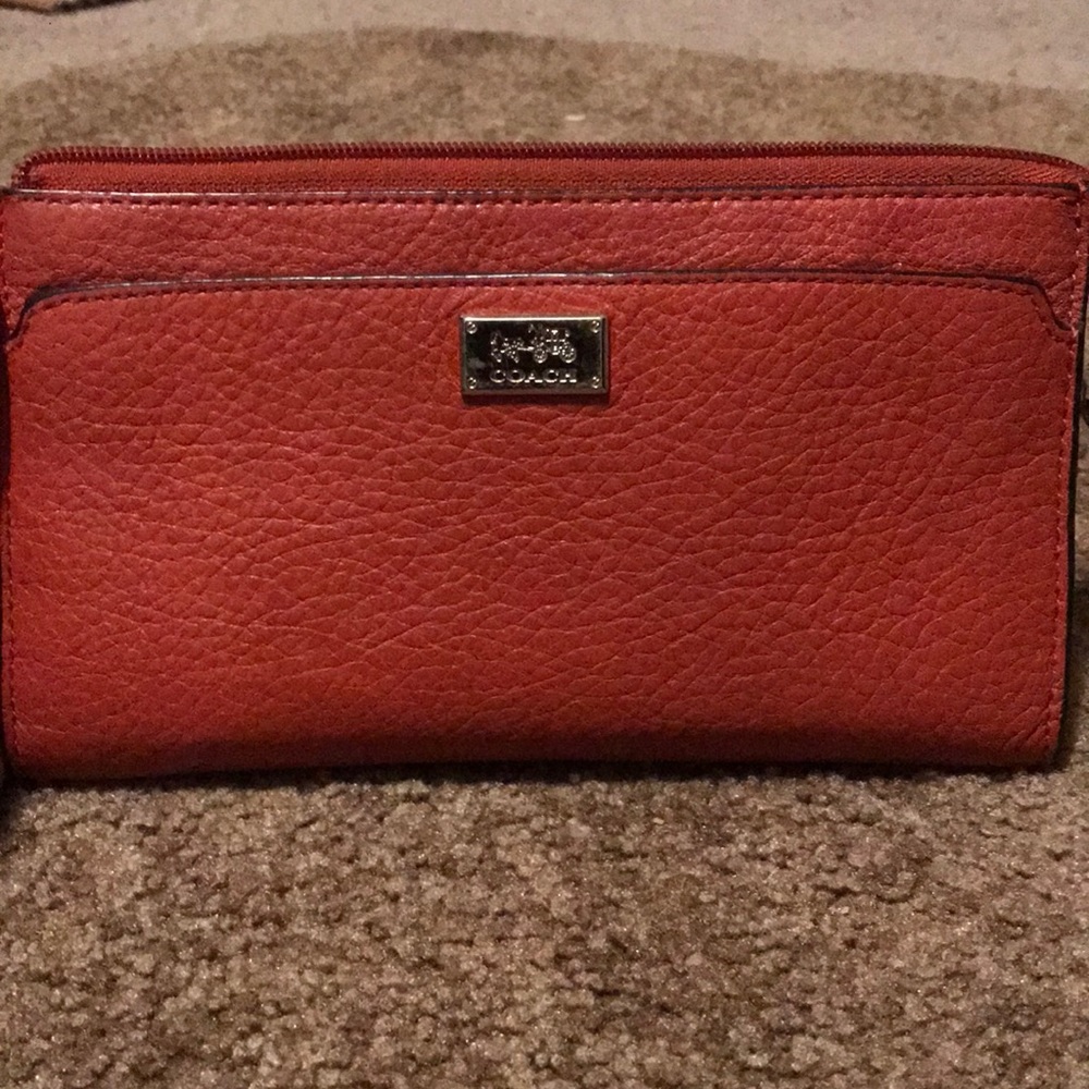 Coach Clutch Wallet!